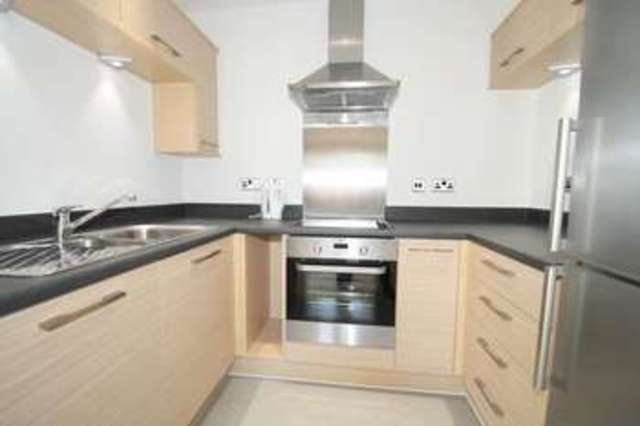  Image of 2 bedroom Flat to rent in John North Close High Wycombe HP11 at John North Close  High Wycombe, HP11 1FQ