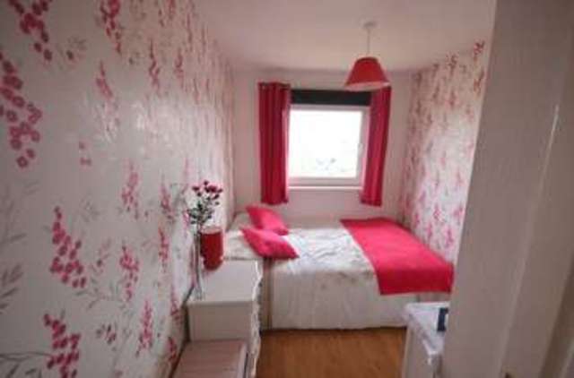  Image of 3 bedroom Terraced house for sale in Higher Lomax Lane Heywood OL10 at Higher Lomax Lane  Heywood, OL10 4RT