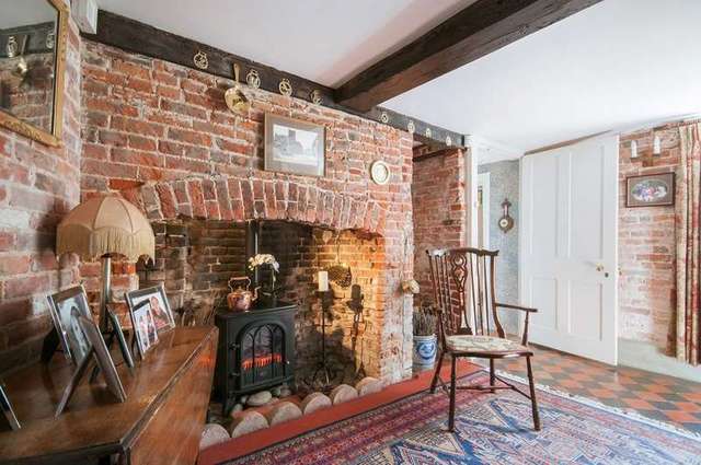  Image of 8 bedroom Detached house for sale in Old Street Fareham PO14 at Hill Head Fareham Hampshire, PO14 3HN