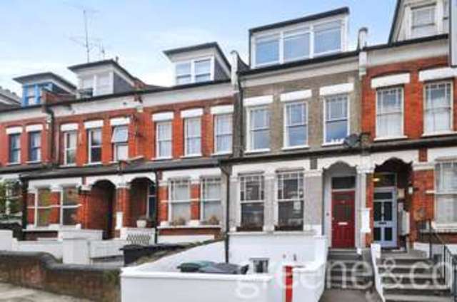  Image of 2 bedroom Flat for sale in Hillfield Avenue London N8 at Crouch End London Hornsey, N8 7DN