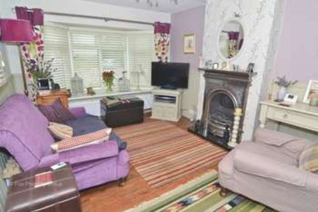  Image of 1 bedroom Property for sale in Hockley Mobile Homes Lower Road Hockley SS5 at Lower Road Hockley Hockley, SS5 5NQ