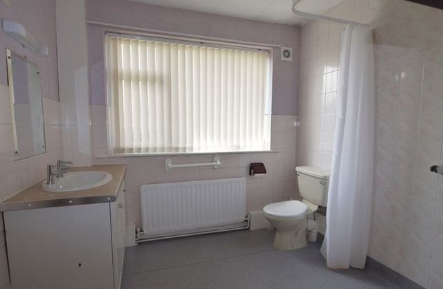  Image of 2 bedroom Bungalow for sale in Hoghton Road Leyland PR25 at Hoghton Road Array Midge Hall, PR25 1XU