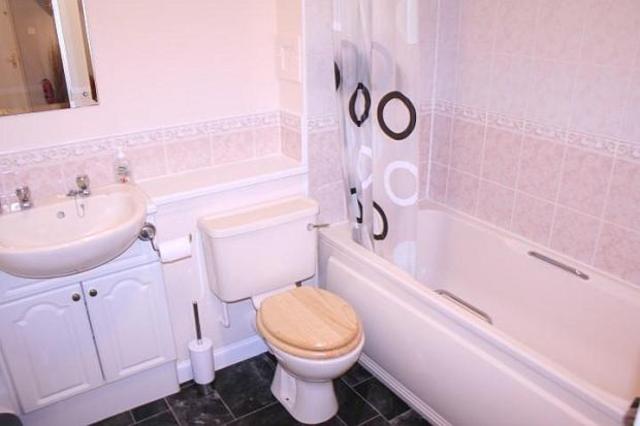  Image of 2 bedroom Flat to rent in Holburn Street Aberdeen AB10 at Holburn Aberdeen Aberdeen, AB10 7LH