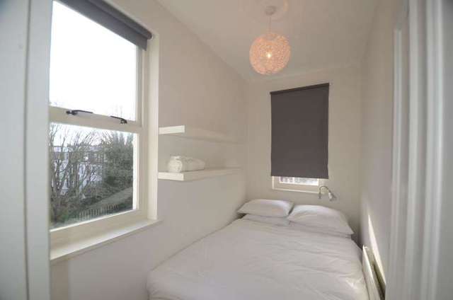  Image of 2 bedroom Flat to rent in Holland Road London W14 at Holland Road  London, W14 8HP