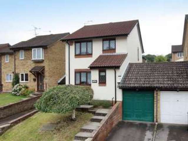 Image of 3 bedroom Detached house for sale in Hollingbourne Crescent Pease Pottage Crawley RH11 at Hollingbourne Crescent Tollgate Hill Crawley, RH11 9QJ