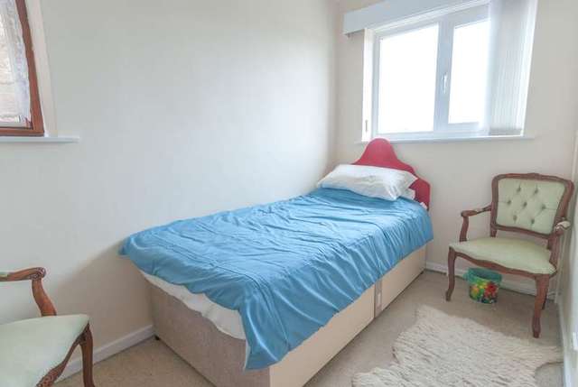  Image of 5 bedroom Detached house for sale in Holywell Drive Loughborough LE11 at Loughborough, LE11 3JZ