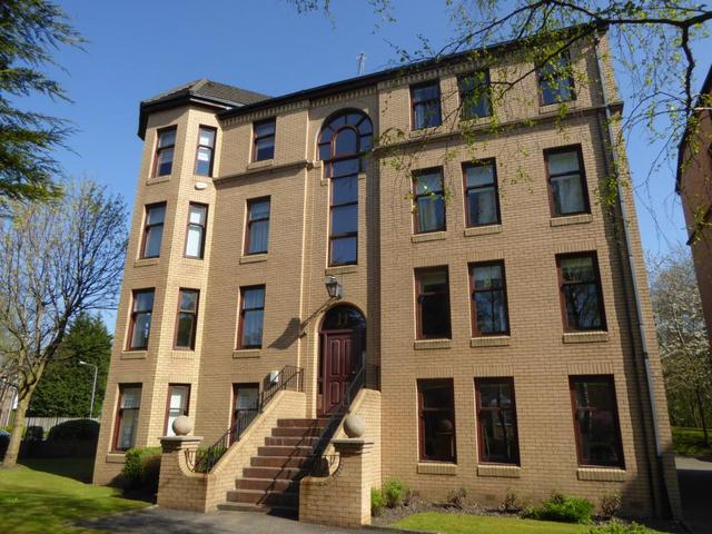  Image of 2 bedroom Flat to rent in Hughenden Gardens Glasgow G12 at Hyndland Glasgow Glasgow, G12 9XW