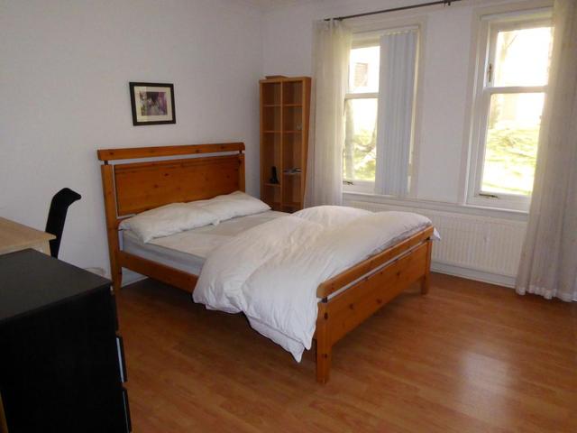  Image of 2 bedroom Flat to rent in Hughenden Gardens Glasgow G12 at Hyndland Glasgow Glasgow, G12 9XW