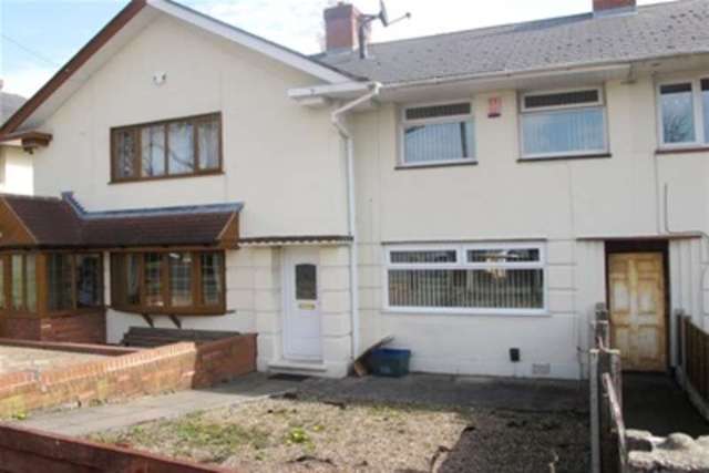  Image of 3 bedroom Detached house to rent in Hurlingham Road Kingstanding Birmingham B44 at Birmingham, B44 0LX