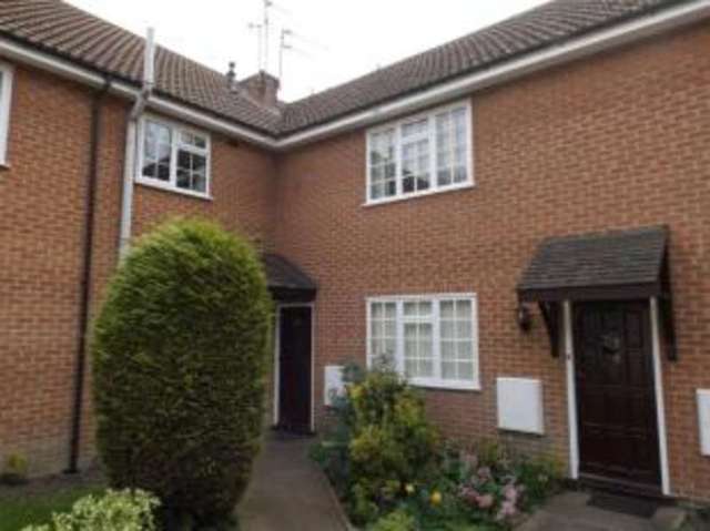  Image of 2 bedroom Flat for sale in Hutt Farm Court Ravenshead Nottingham NG15 at Ravenshead Nottingham Ravenshead, NG15 9AW