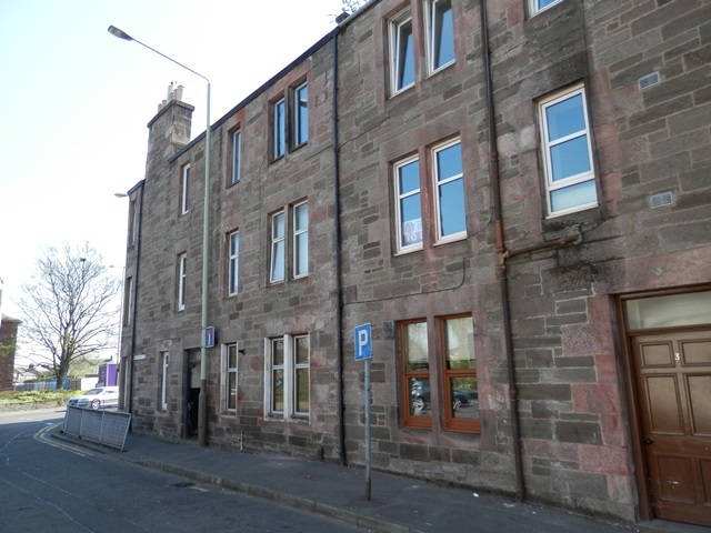  Image of 1 bedroom Flat to rent in Inchaffray Street Perth PH1 at Perth Perthshire Perthshire, PH1 5RU