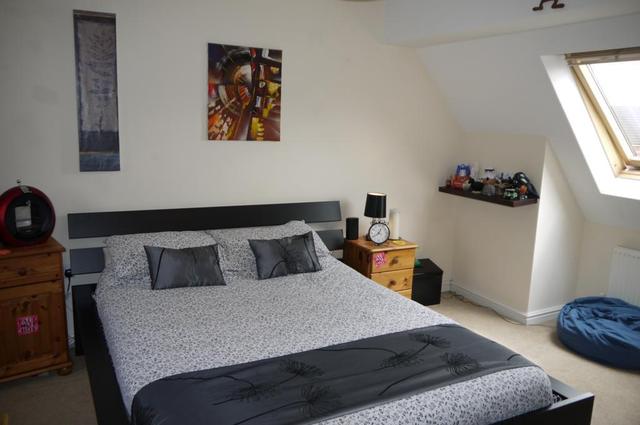  Image of 4 bedroom Detached house for sale in Ironstone Drive Leeds LS12 at Leeds  New Farnley, LS12 6LF