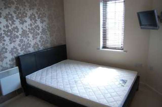  Image of 1 bedroom Flat to rent in Irwell Place Radcliffe Manchester M26 at Irwell Place Radcliffe Manchester, M26 1PW