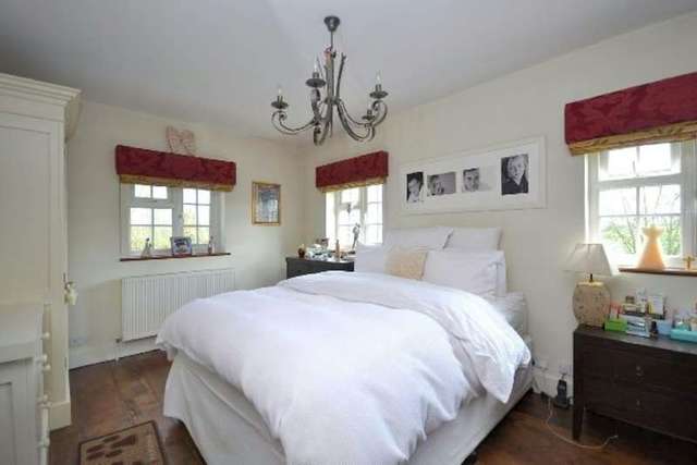  Image of 4 bedroom Semi-Detached house for sale in Ivy Barn Lane Margaretting Ingatestone CM4 at Ivy Barn Lane  Ingatestone, CM4 0PU