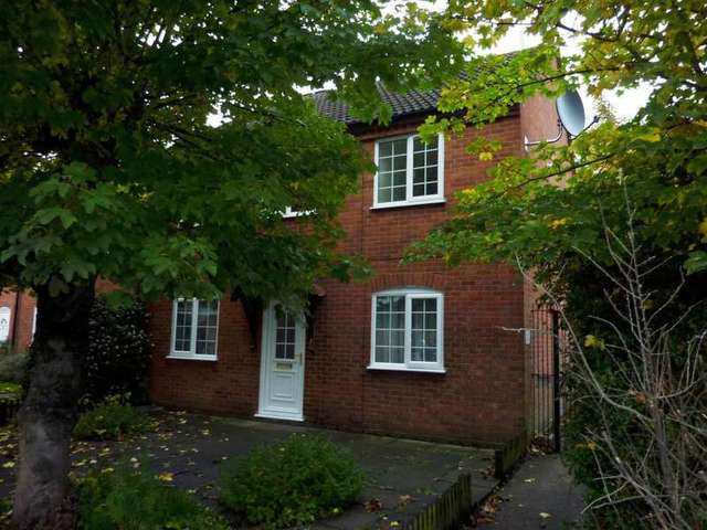  Image of 2 bedroom Flat to rent in James Alexander Mews Gipsy Lane Norwich NR5 at Gipsy Lane  Norwich, NR5 8BE