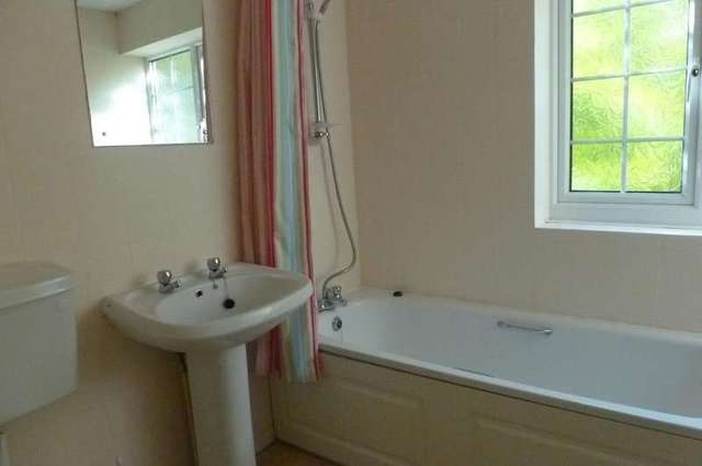  Image of 2 bedroom Flat to rent in James Alexander Mews Gipsy Lane Norwich NR5 at Gipsy Lane  Norwich, NR5 8BE