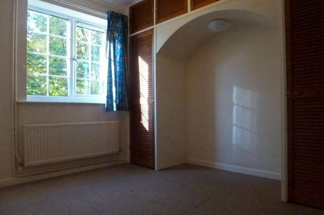  Image of 2 bedroom Flat to rent in James Alexander Mews Gipsy Lane Norwich NR5 at Gipsy Lane  Norwich, NR5 8BE