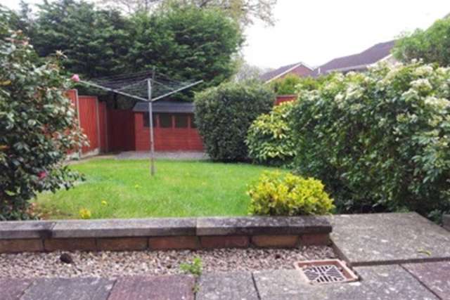  Image of 3 bedroom Detached house to rent in Jubilee Road Corfe Mullen Wimborne BH21 at Wimborne, BH21 3NH
