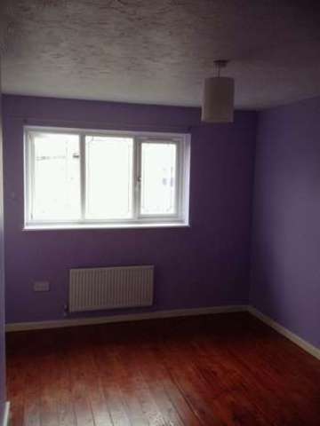  Image of 3 bedroom Terraced house to rent in Julie Croft Bilston WV14 at Julie Croft  Bilston, WV14 8YT