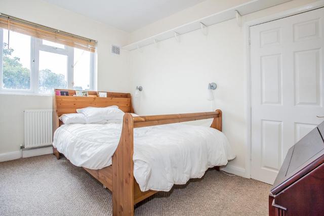  Image of 2 bedroom Flat for sale in Uxbridge Road London W12 at Shepherds Bush  London, W12 9EP