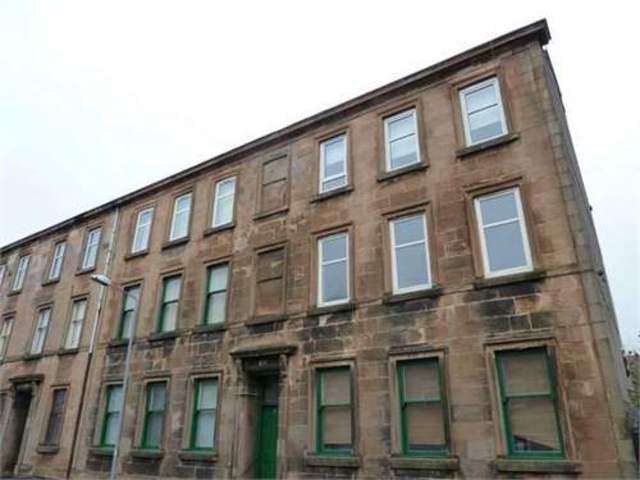  Image of 2 bedroom Flat to rent in Kelly Street Greenock PA16 at Greenock Inverclyde Inverclyde, PA16 8NF