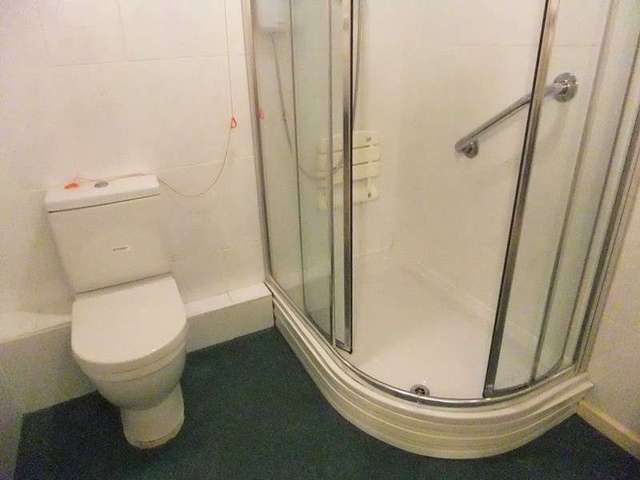  Image of 2 bedroom Retirement Property for sale in Kelvedon Grove Solihull B91 at Kelvedon Grove  Solihull, B91 2UA