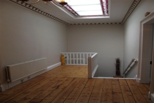  Image of 3 bedroom Terraced house to rent in Kelvin Drive Glasgow G20 at Kelvinside Glasgow Glasgow, G20 8QG