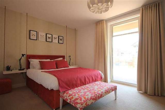  Image of 1 bedroom Apartment to rent in Kings Road Reading RG1 at 80 Kings Road  Reading, RG1 3BJ