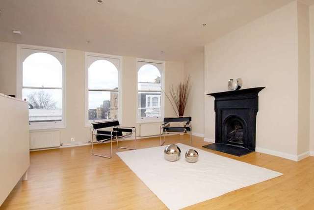  Image of 2 bedroom Property to rent in Kensington Park Road London W11 at Kensington Park Road  London, W11 2ER