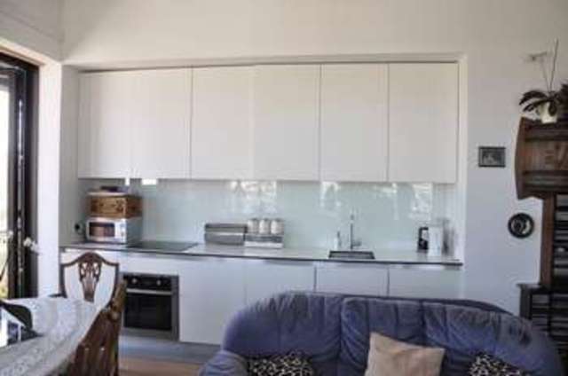  Image of 2 bedroom Flat for sale in Lake Shore Drive Bishopsworth Bristol BS13 at Lake Shore Drive  Bristol, BS13 7BG