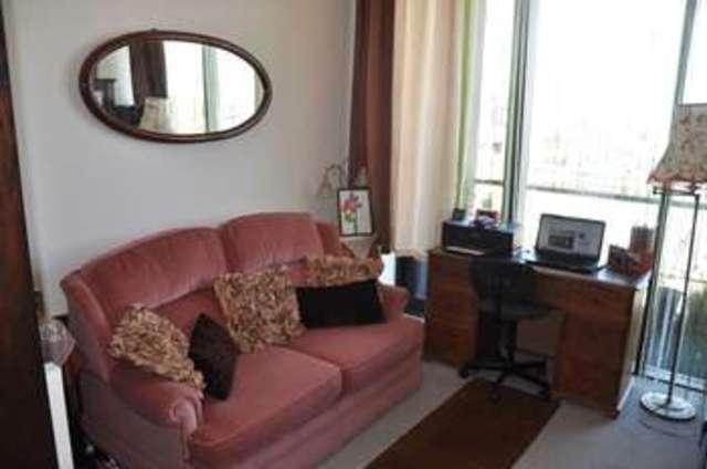  Image of 2 bedroom Flat for sale in Lake Shore Drive Bishopsworth Bristol BS13 at Lake Shore Drive  Bristol, BS13 7BG