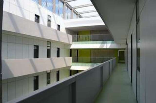  Image of 2 bedroom Flat for sale in Lake Shore Drive Bishopsworth Bristol BS13 at Lake Shore Drive  Bristol, BS13 7BG