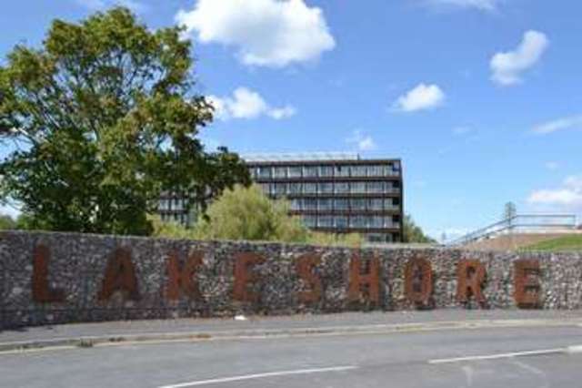  Image of 2 bedroom Flat for sale in Lake Shore Drive Bishopsworth Bristol BS13 at Lake Shore Drive  Bristol, BS13 7BG