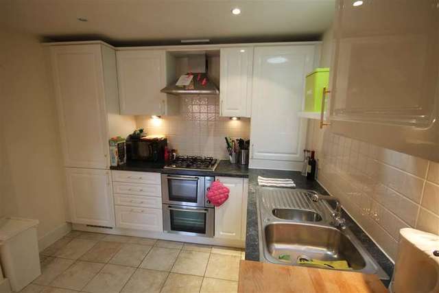  Image of 1 bedroom Apartment for sale in Langley Park Road Sutton SM2 at Sutton Surrey Sutton, SM2 5GZ