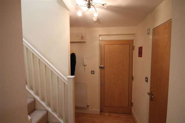  Image of 1 bedroom Apartment for sale in Langley Park Road Sutton SM2 at Sutton Surrey Sutton, SM2 5GZ