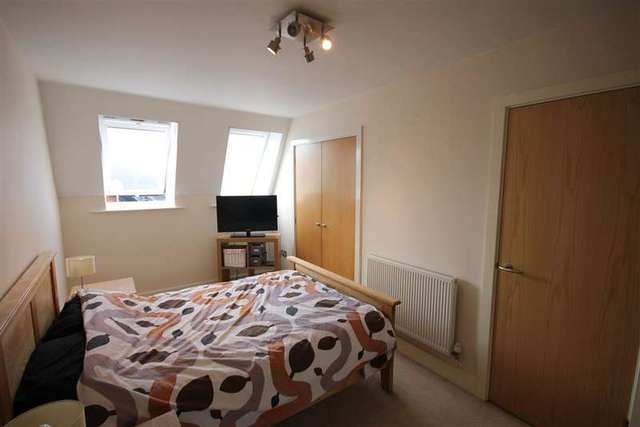  Image of 1 bedroom Apartment for sale in Langley Park Road Sutton SM2 at Sutton Surrey Sutton, SM2 5GZ