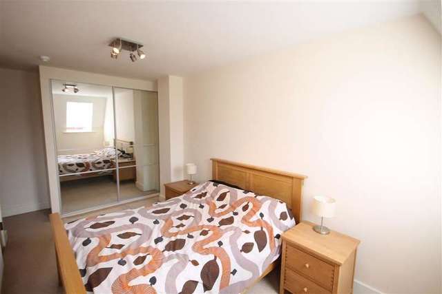  Image of 1 bedroom Apartment for sale in Langley Park Road Sutton SM2 at Sutton Surrey Sutton, SM2 5GZ
