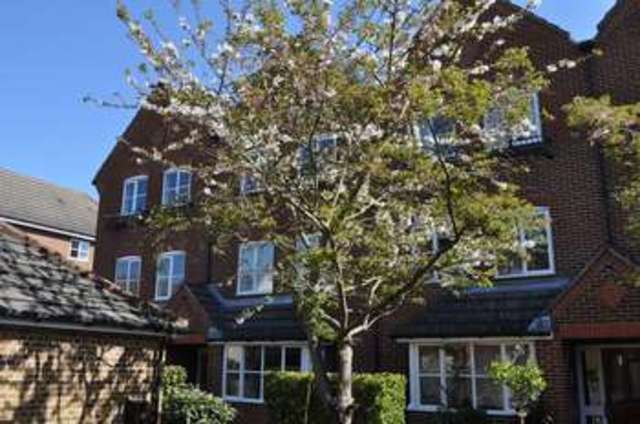 Image of 1 bedroom Flat for sale in Langridge Mews Hampton TW12 at Langridge Mews  HAMPTON, TW12 3NZ