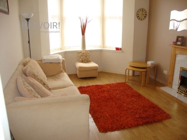  Image of 1 bedroom Flat to rent in Lawn Street Paisley PA1 at Paisley Renfrewshire Renfrewshire, PA1 1HA
