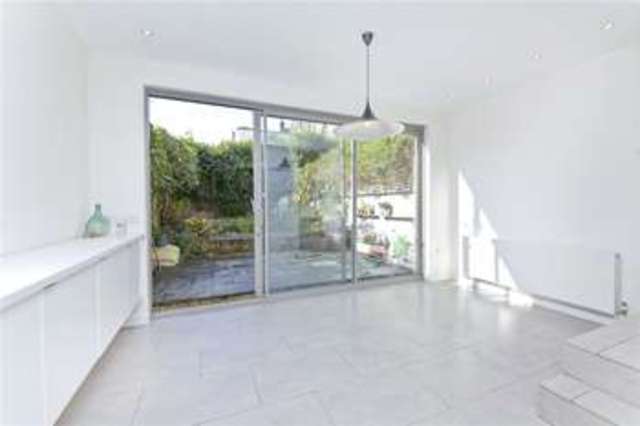  Image of 4 bedroom Terraced house for sale in Linton Street London N1 at Islington London Essex Road, N1 7DU