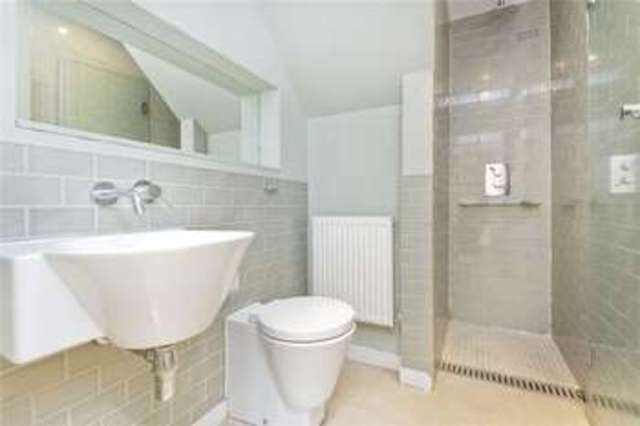  Image of 4 bedroom Terraced house for sale in Linton Street London N1 at Islington London Essex Road, N1 7DU