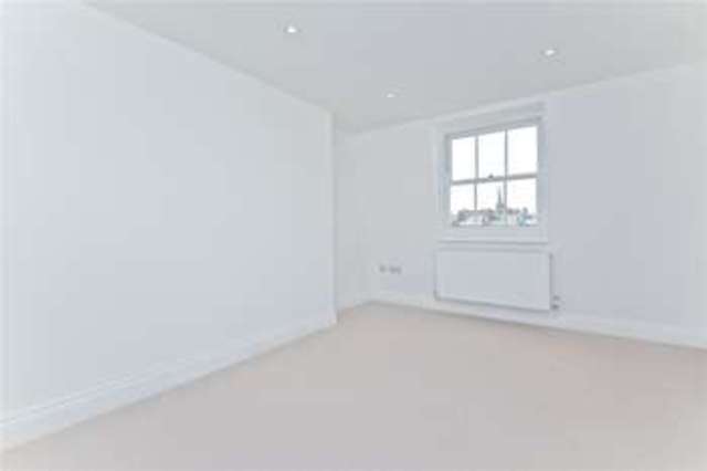  Image of 4 bedroom Terraced house for sale in Linton Street London N1 at Islington London Essex Road, N1 7DU