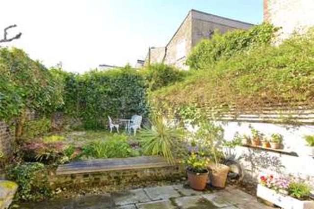  Image of 4 bedroom Terraced house for sale in Linton Street London N1 at Islington London Essex Road, N1 7DU