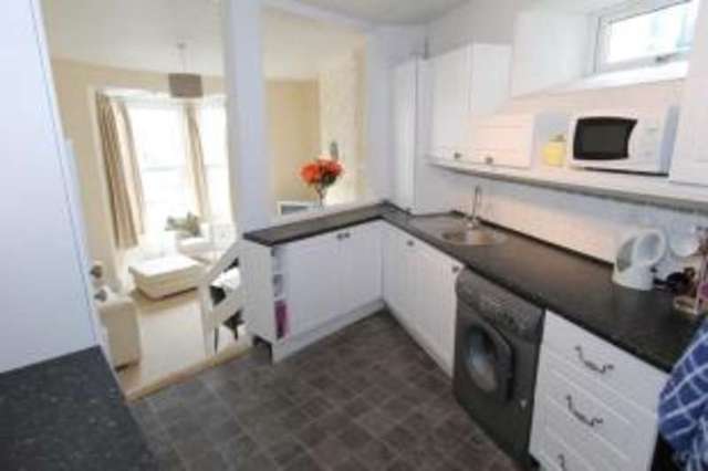 Image of 2 bedroom Flat for sale in Sea View Terrace Lipson Plymouth PL4 at Lipson Plymouth Plymouth, PL4 8RL