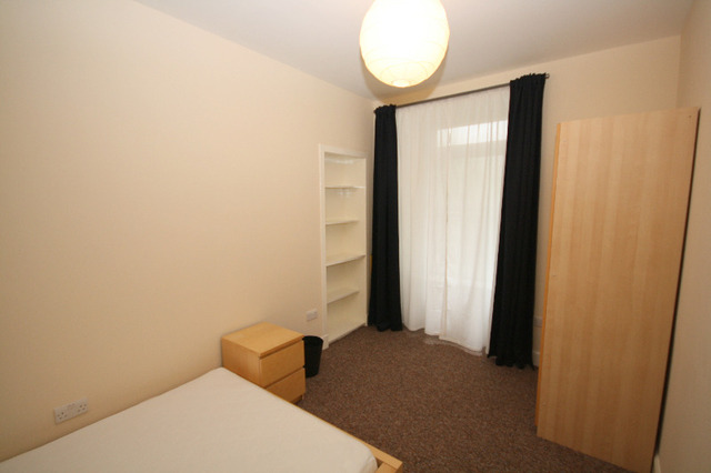  Image of 2 bedroom Flat to rent in Lochee Road Dundee DD2 at City Centre Dundee Dundee, DD2 2NH