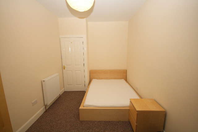  Image of 2 bedroom Flat to rent in Lochee Road Dundee DD2 at City Centre Dundee Dundee, DD2 2NH