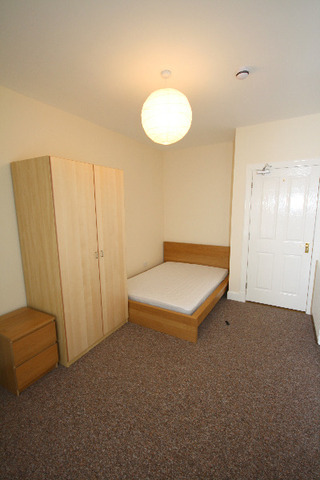  Image of 2 bedroom Flat to rent in Lochee Road Dundee DD2 at City Centre Dundee Dundee, DD2 2NH