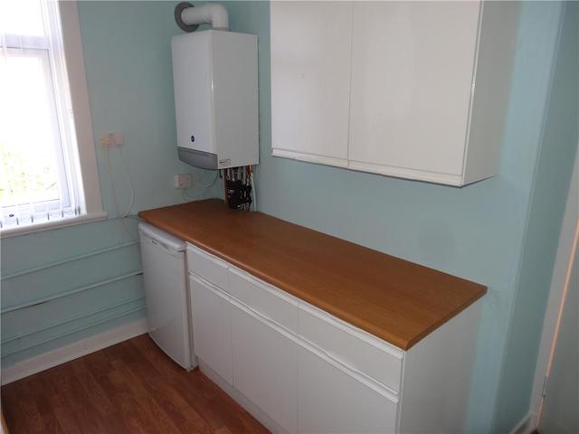  Image of 1 bedroom Flat to rent in Lochfield Crescent Paisley PA2 at Paisley Renfrewshire Renfrewshire, PA2 6QR