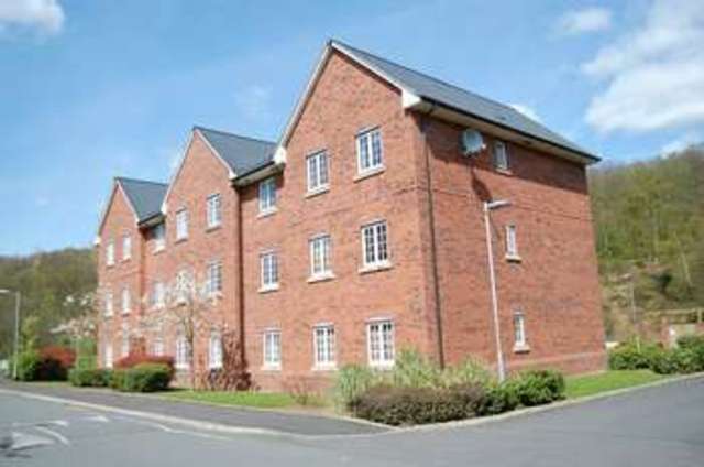  Image of 1 bedroom Flat to rent in Lock View Radcliffe Manchester M26 at Lock View Radcliffe Manchester, M26 1QH