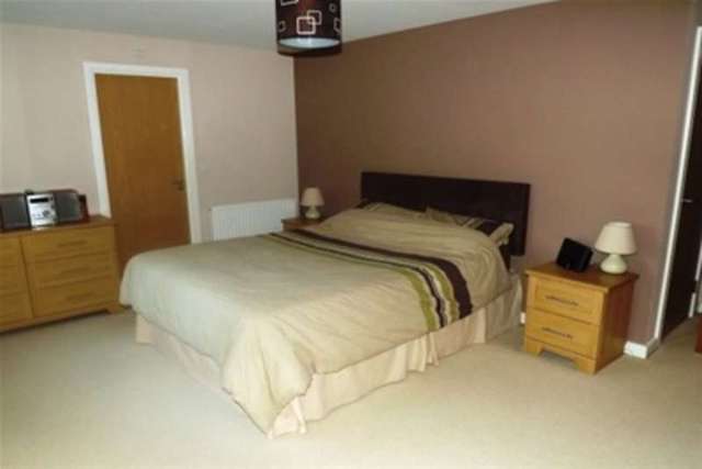  Image of 2 bedroom Flat to rent in Locks Road Locks Heath Southampton SO31 at Southampton, SO31 6BH